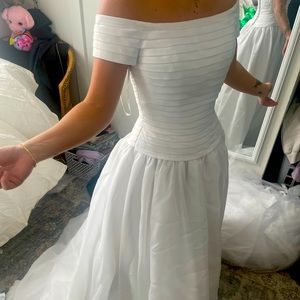 Oleg Cassini wedding dress